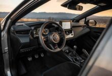 Kokpit GR Corolla Ternyata Serius Soal Balap, tapi Tetap Nyaman untuk Harian