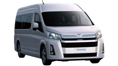 HiAce Disegarkan di Jepang, Semua Baris Kini Dipasangi Sabuk Pengaman