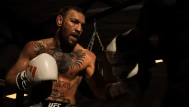 McGregor Pasang Target Lama ke Holloway, UFC 329 Jadi Ujian Comeback yang Paling Panas