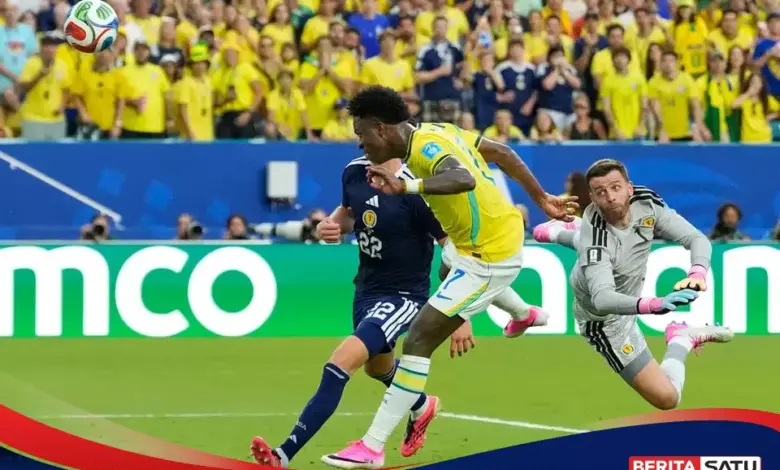 Vinicius Bawa Brasil Menggila, Skotlandia Terkapar dan Juara Grup Terkunci