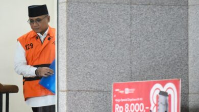 KPK Tangguhkan Penahanan Gus Yaqut, Perawatan di RS Polri Jadi Prioritas