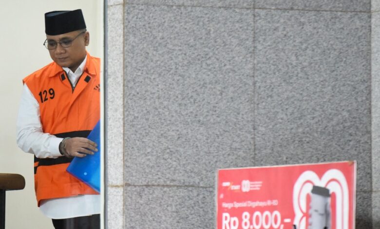 KPK Tangguhkan Penahanan Gus Yaqut, Perawatan di RS Polri Jadi Prioritas