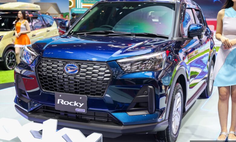 SPK Rocky Hybrid Sudah Tembus 700 Unit, Pasokan Daihatsu Masih Tertinggal