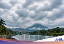 Siang Hingga Malam Jadi Periode Paling Waspada, 9 Wilayah Jawa Timur Diguyur Hujan Ringan
