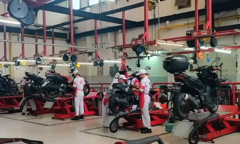 Servis Motor Listrik Ternyata Cuma Rp 30.000, Biaya Angkut Justru Jadi Tantangan