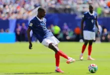 Hat-Trick Dembele Menjadi Kunci, Prancis Melaju Mulus ke 32 Besar