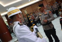 Tribrata dan Pataka Polda Jatim Diteguhkan, Pesan Integritas Menguat Jelang Bhayangkara ke-80