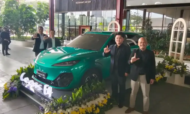 Jarak 500 Km dan Isi Daya 22 Menit, Lepas E4 Datang dengan Paket yang Sulit Diabaikan