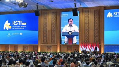Prabowo Soroti Indonesia Belum Bisa Bikin Mobil Sendiri, Dorong Kampus Cari Jawaban