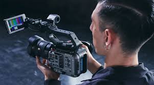 Canon C50 Dapat Suntikan Baru, Kontrol Zoom dan USB Makin Bebas