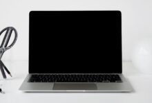 Layar Hitam di MacBook Belum Tentu Rusak, Langkah Awal Ini Bisa Menyelamatkan Data