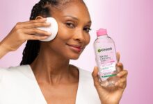 4 Micellar Water dengan Glycerin, Wajah Tetap Lembap Setelah Dibersihkan