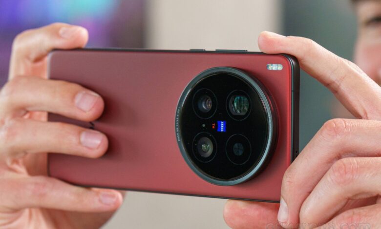 Kamera Malam dan Zoom Jauh Vivo X3000 Ultra Sulit Diabaikan, Harganya Tembus Rp22 Jutaan