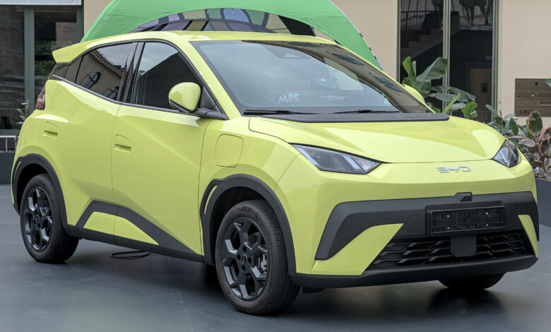 Harga dan Jarak Tempuhnya Bikin LCGC Waspada, BYD Atto 1 Siap Goyang Pasar Mobil Murah