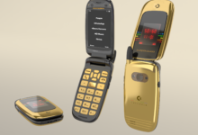 Harga Callback 8020 Dipangkas, Ponsel Flip Retro Commodore Jadi Lebih Masuk Akal