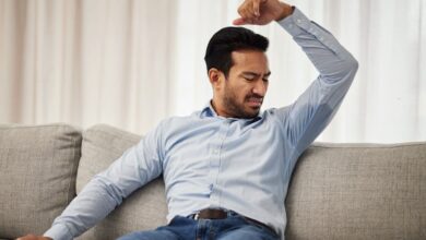 10 Penyebab Bau Badan pada Pria yang Sering Tak Disangka, Bukan Soal Keringat Saja