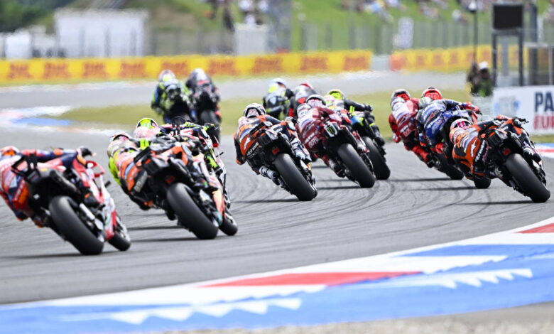Trackhouse Aprilia Menggila di Assen, Raul Fernandez Bawa Pulang Kemenangan Perdana Sprint